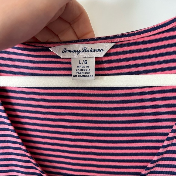 [L] Tommy Bahama Pink & Purple Striped V Neck Short Sleeve Tee Women - Picture 7 of 11